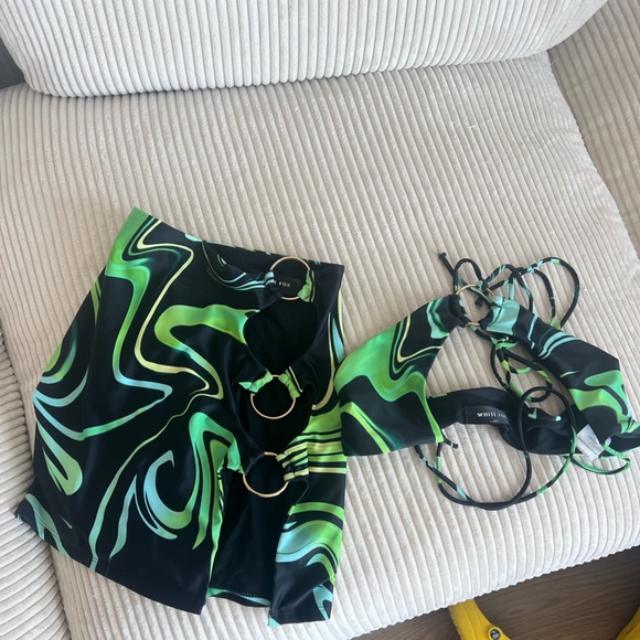 White Fox Set - Picture 2 of 2